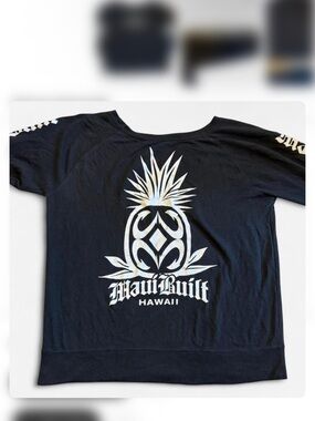 Maui Built Hawaii Women's Long Sleeve Graphic Tee - Black